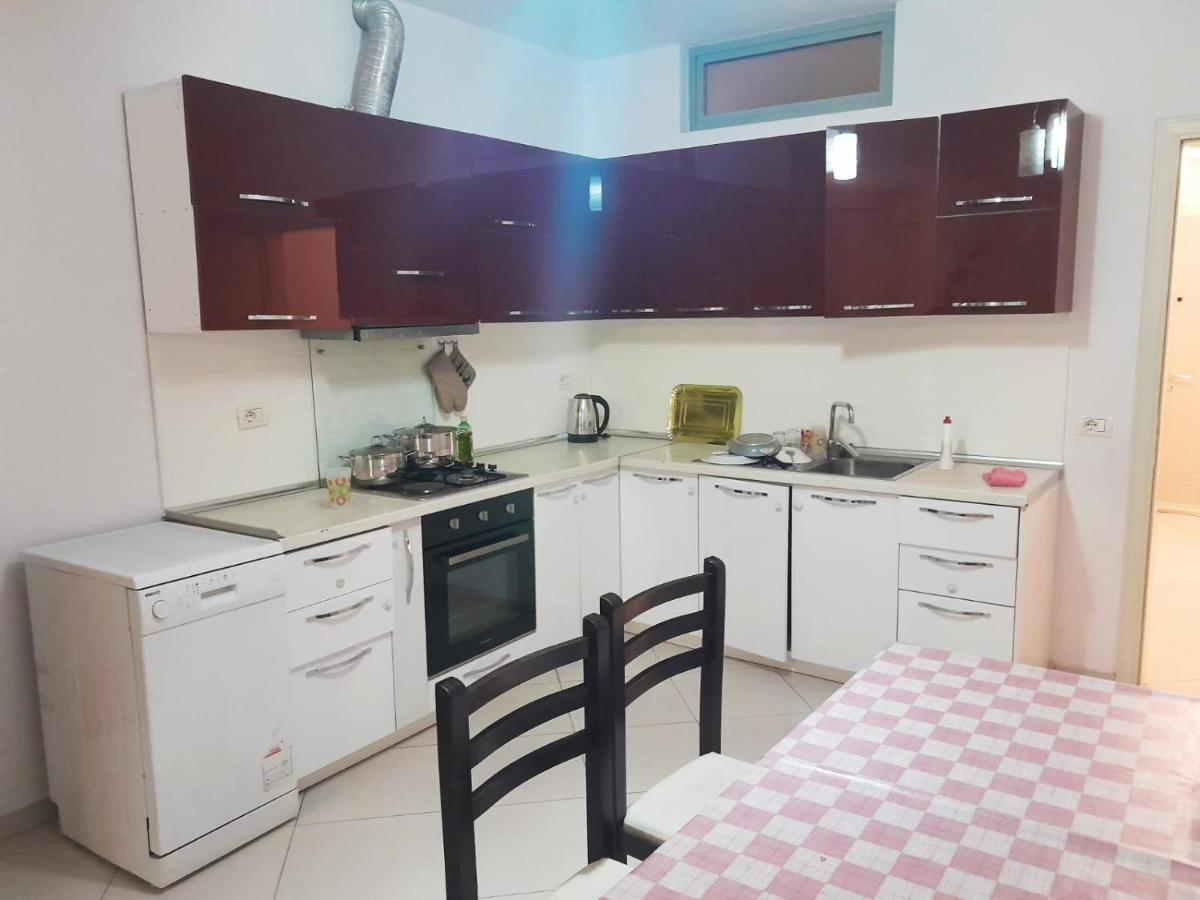Alpha City Center Apartment Shkodër Екстериор снимка