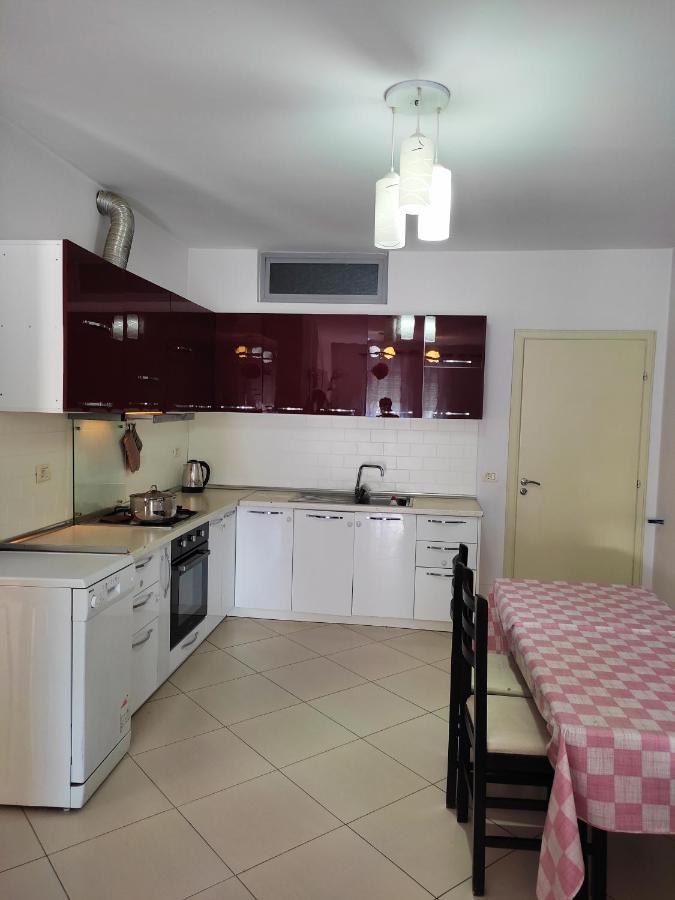 Alpha City Center Apartment Shkodër Екстериор снимка
